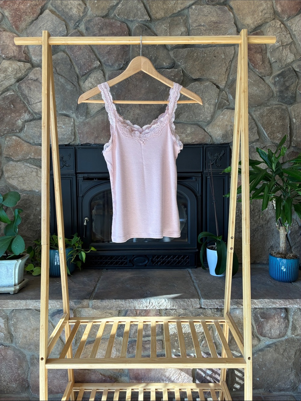 SO Blush Lace-Trim Ribbed Tank